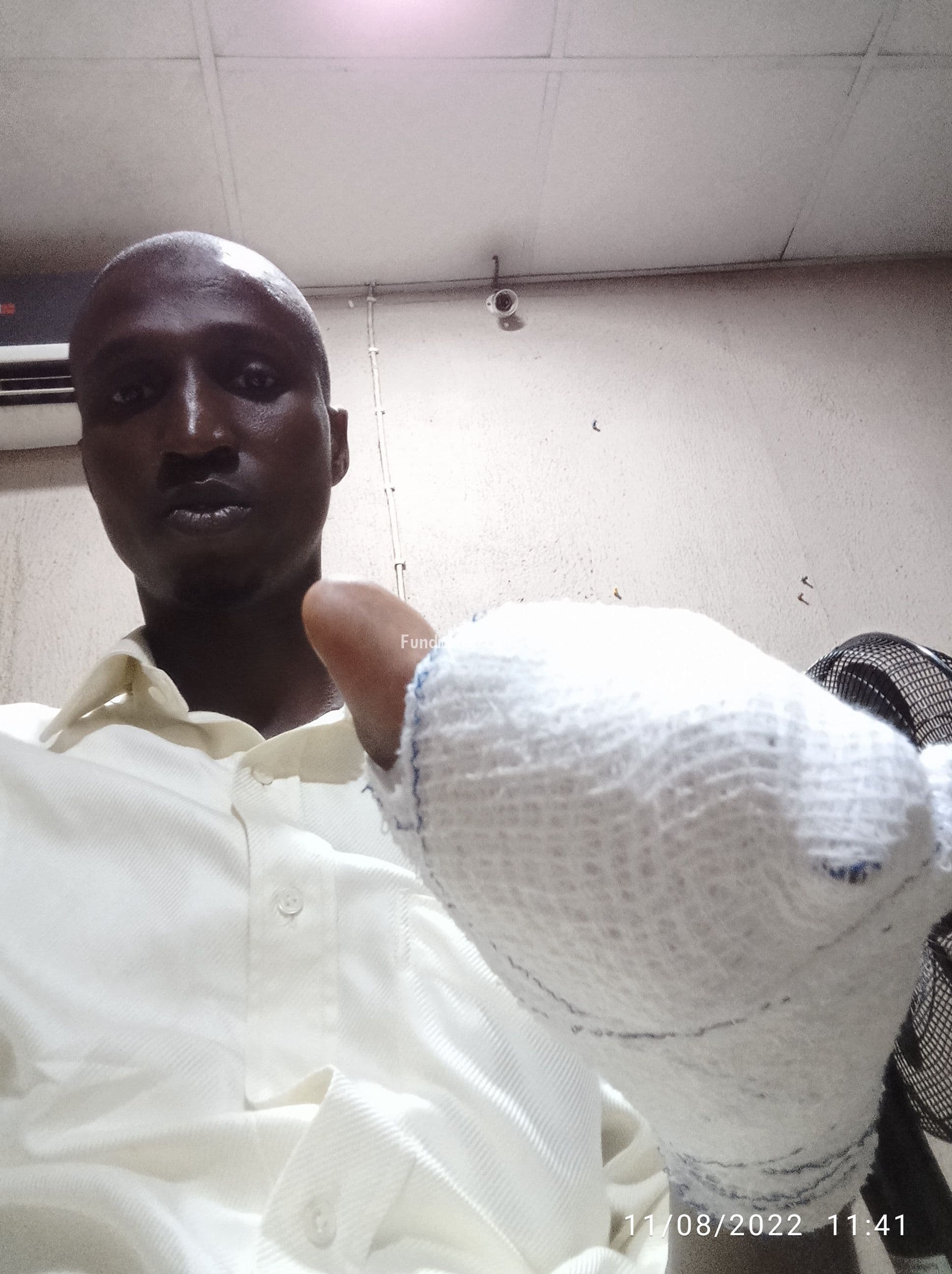 Help Registered Nurse Atanda manage his Spinal cord health and manage his fractured left wristchallenges